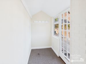 Porch- click for photo gallery